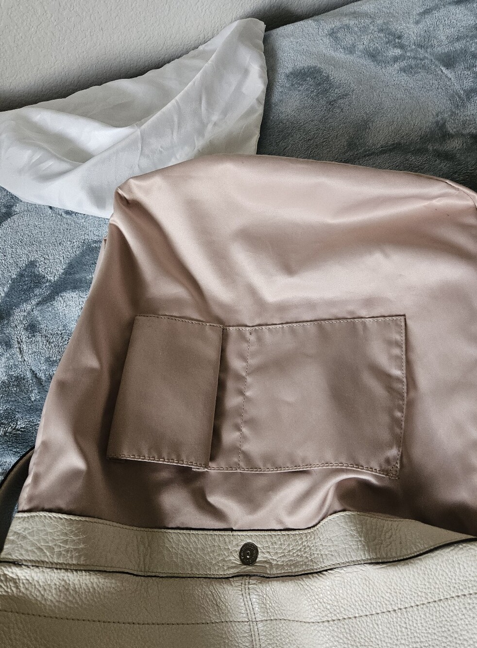 Coach Park Avery Hobo Bag - Picture 11 of 14